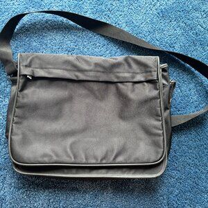 y2k/vintage: black dobby sateen messenger bag